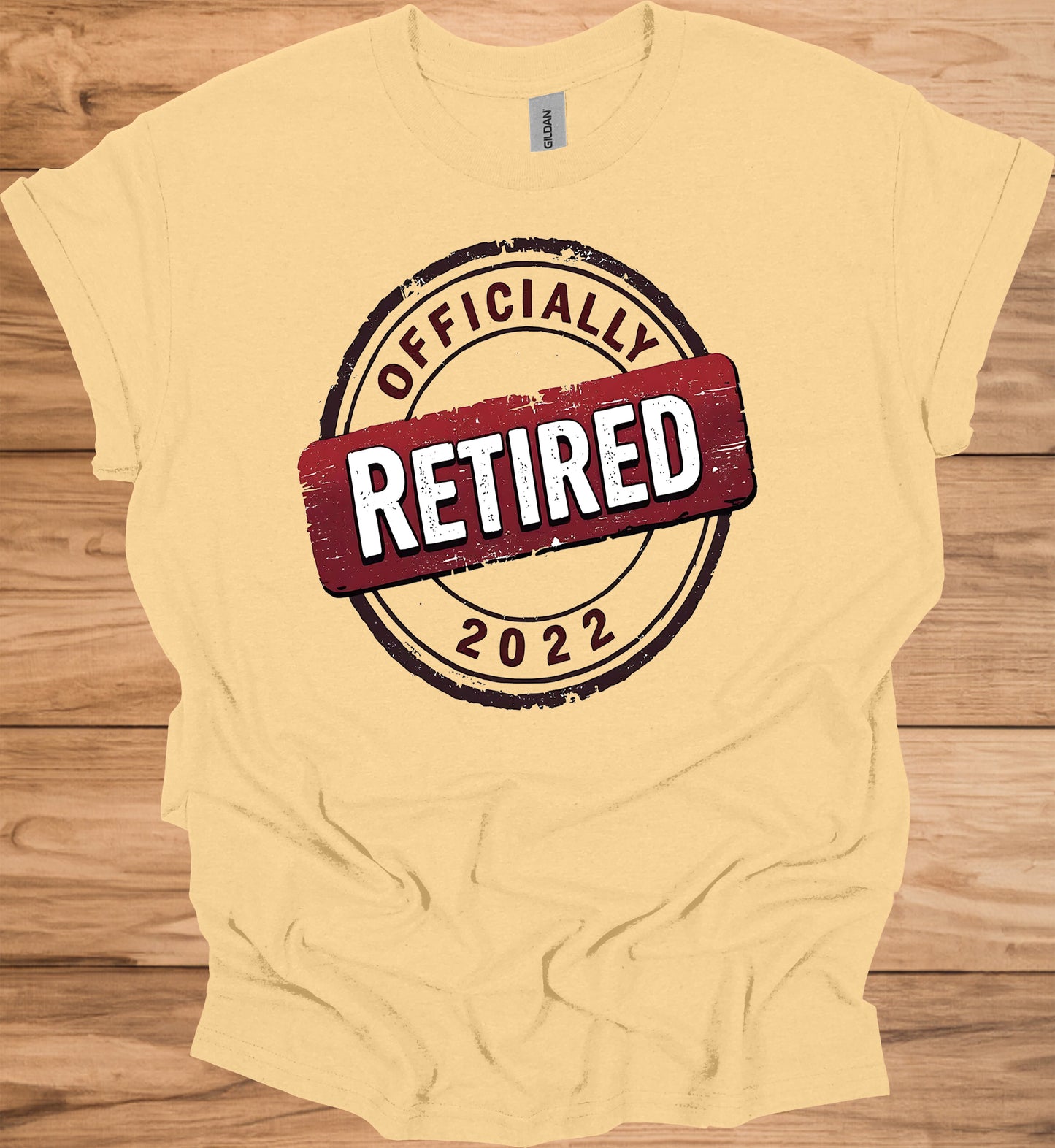 Officially Retired 2022: Vintage Retirement Stamp, Bold Red and Black Design, Distressed Circular Graphic - Graphic Tee Shirt